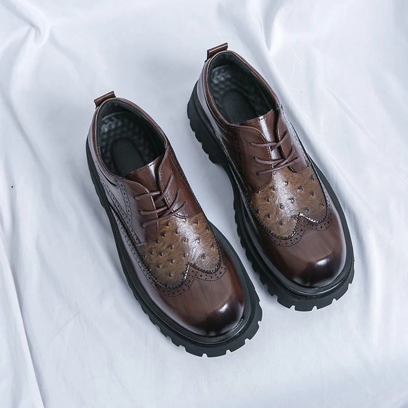 Brogue Men\'s Luxury Designer Style Thick Sole Shoes elegant and Sophisticated Gentleman\'s shoe popular Wedding party Shoes