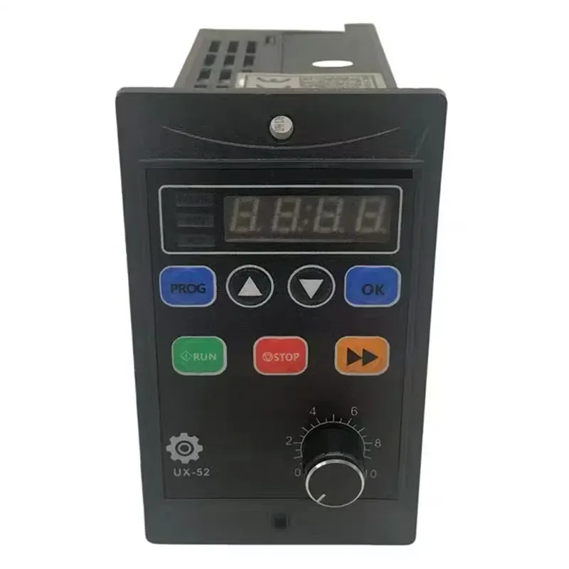 Small vector inverter AC220V single-phase input three-phase output motor drive inverter with T13-750W-12-H four-digit