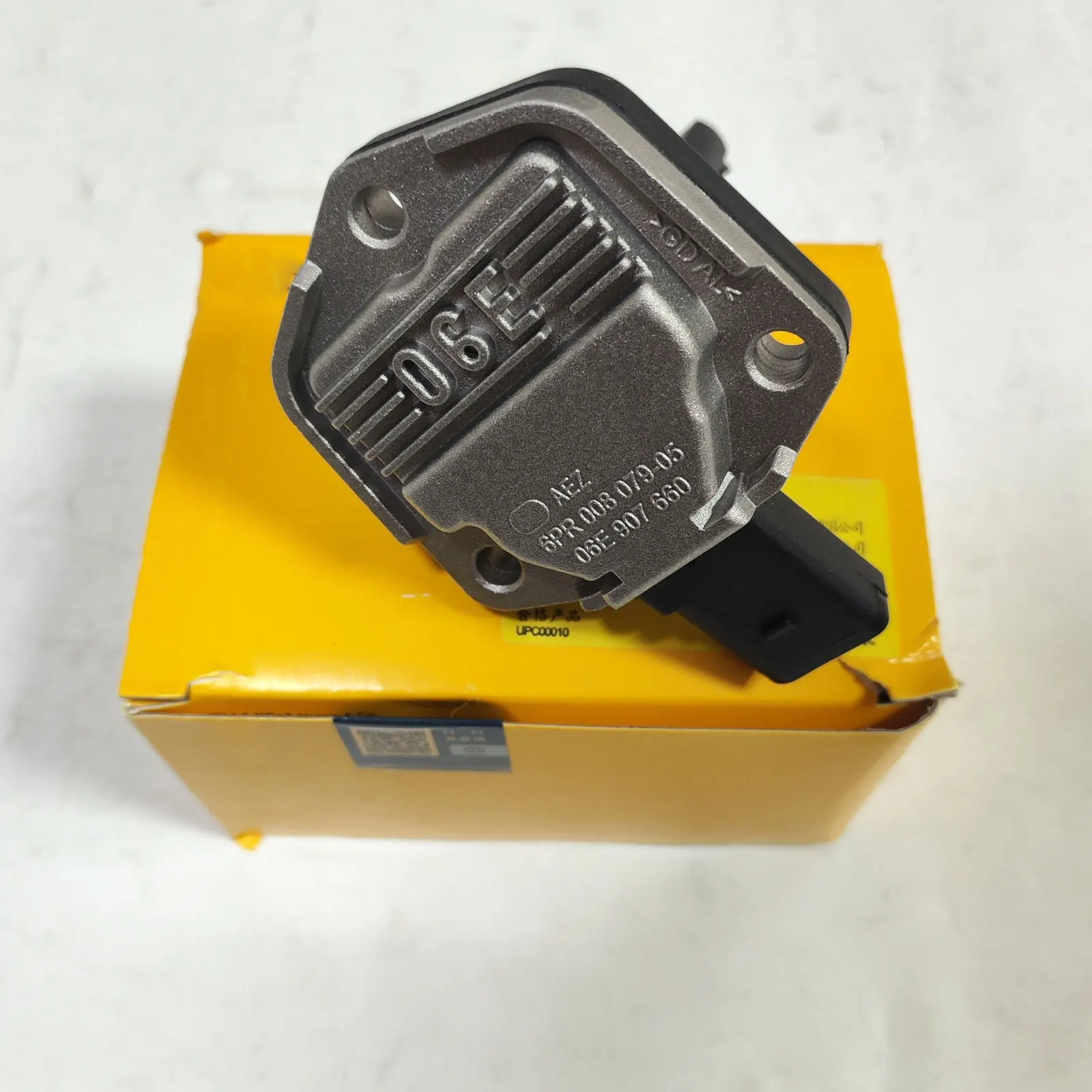 

Датчик уровня масла 06E907660 для VW Golf GTI R AUDI S3 S6 S8 TTS Porsche 4.8