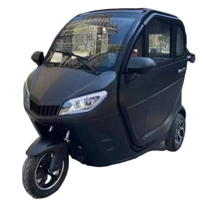 Hot Selling New Energy Solar Panel Electric Scooter Closed Cabin Motor Tricycle