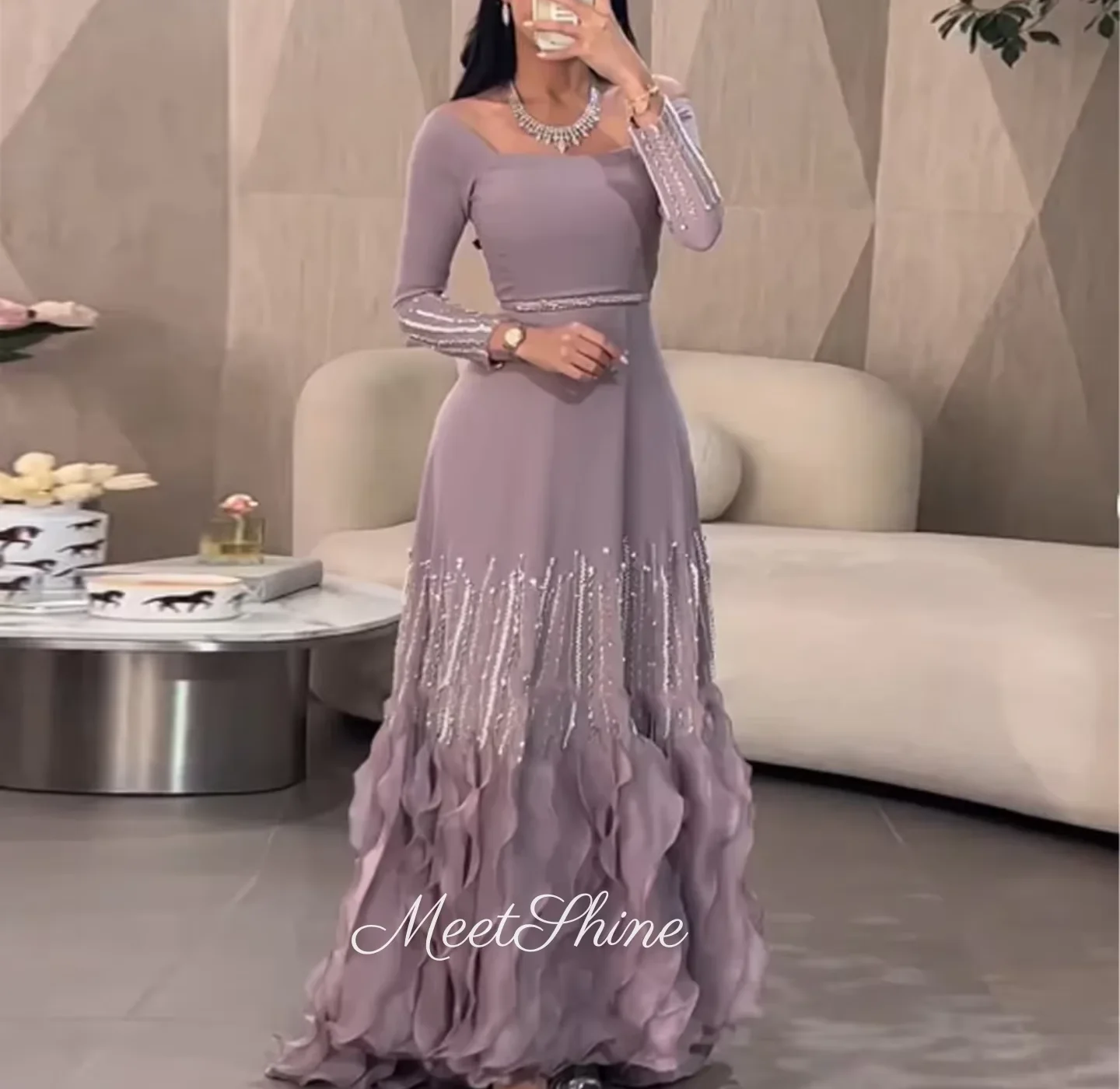 ساحة الرقبة فساتين السهرة الطويلة أزياء رائعة جيرسي فساتين السهرة الرجعية شرابة الطية الديكور الكرة ثوب مخصص