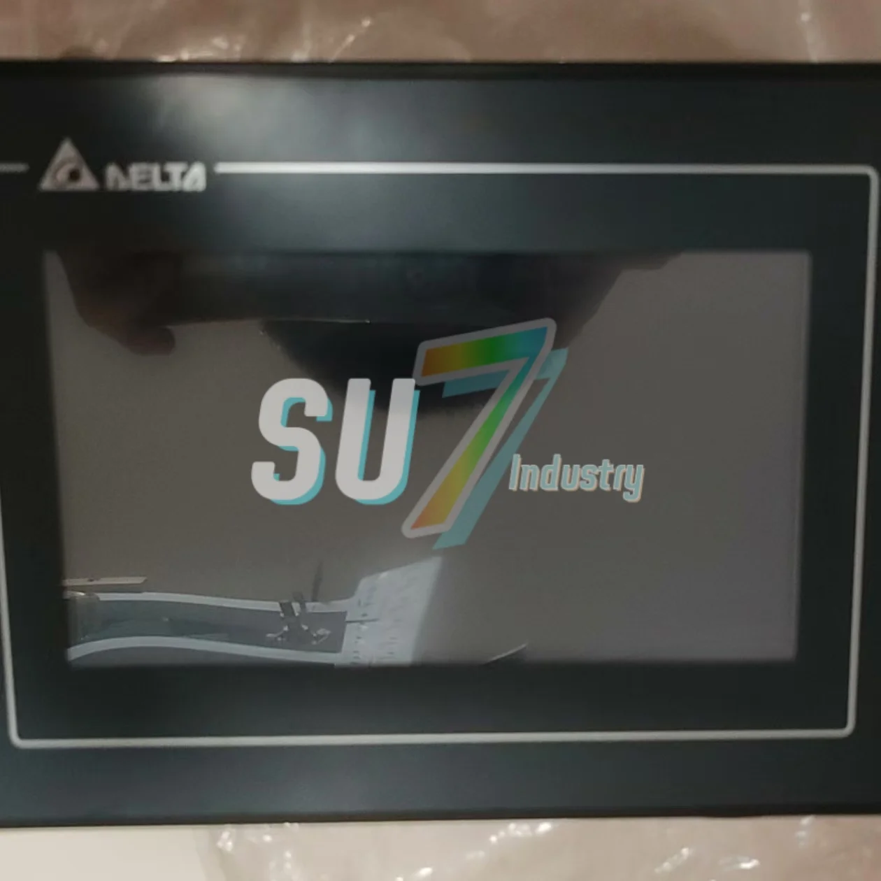 HMI Touch Screen    DOP-107BV     DOP-107CV    New In box