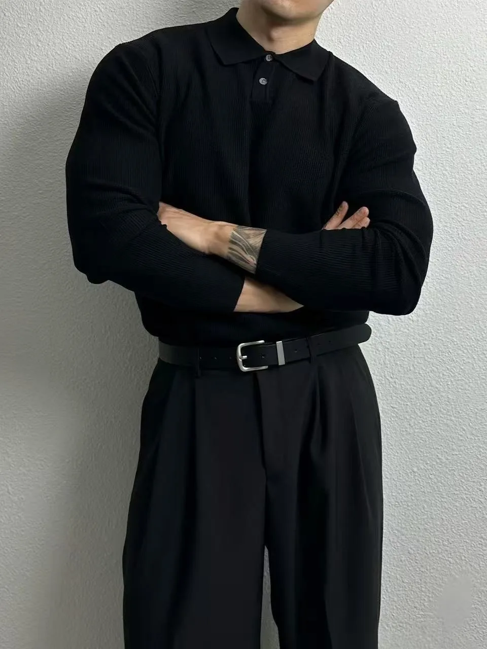 

Мягкий вязаный мужской свитер свободного покроя, удобный, приятный для кожи, универсальный свитер базового слоя, повседневный однотонный дизайн