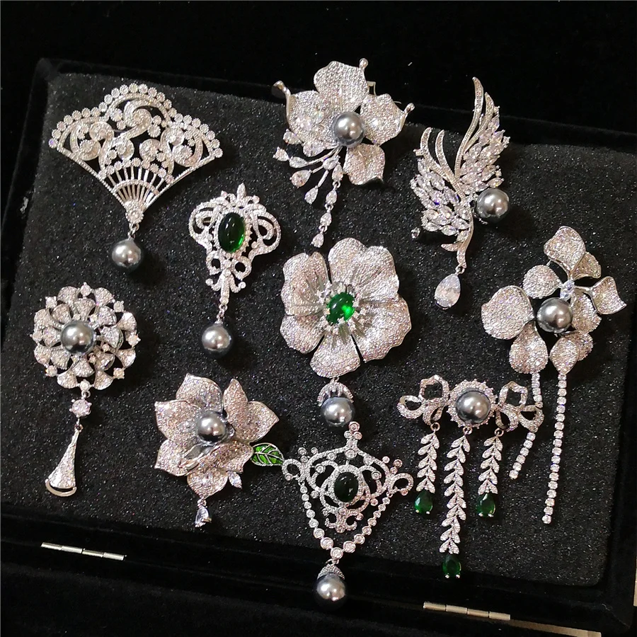 

Gorgeous Exquisite Micro-zircon Vintage Brooch Sunflower Wings Tassel Fan-shape Drop Pearl Corsage Temperament Accessories Gift