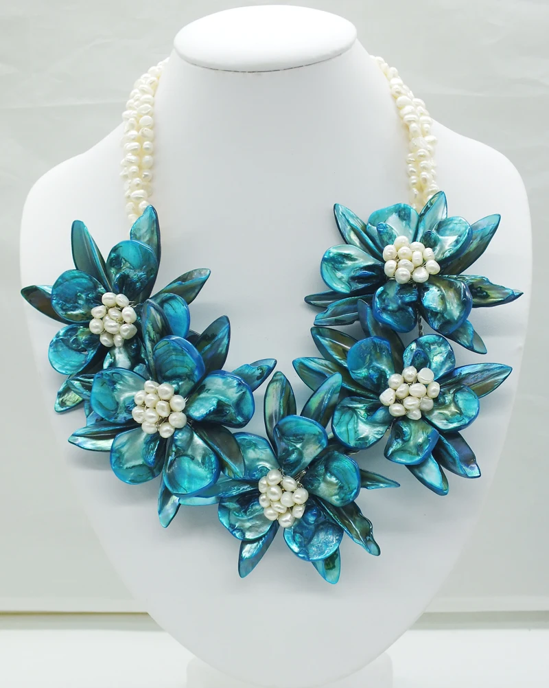 classic!!!  Shell / Pearl   Bride Wedding. Flower necklace 20