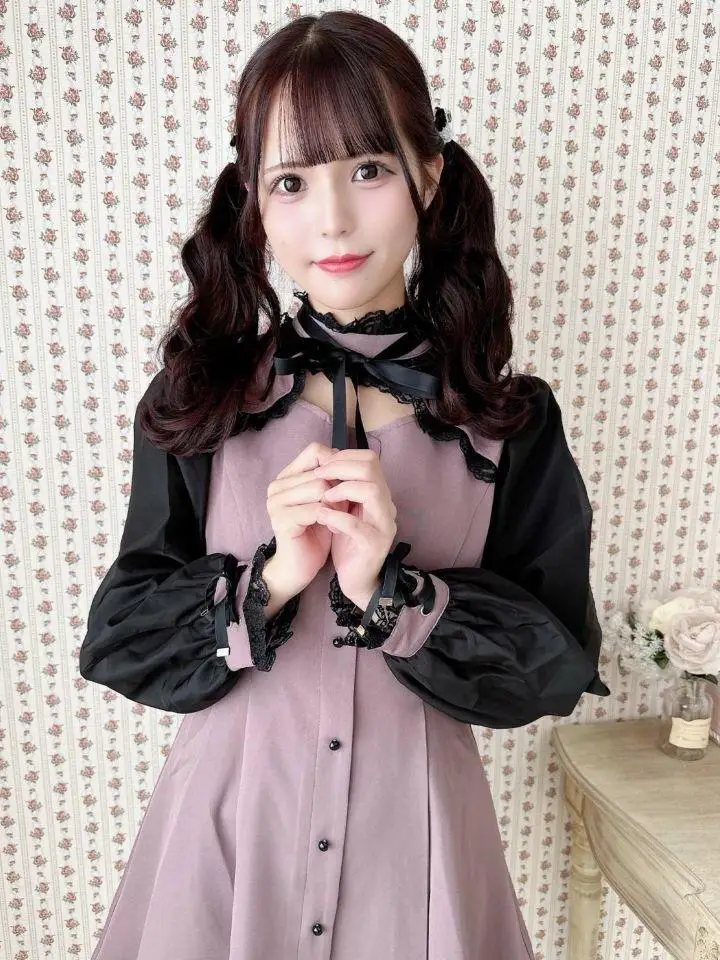 Robe Lolita japonaise foncée et Sexy, Rojita, col licou, simple boutonnage, col montant, manches transparentes, robes à taille conçues
