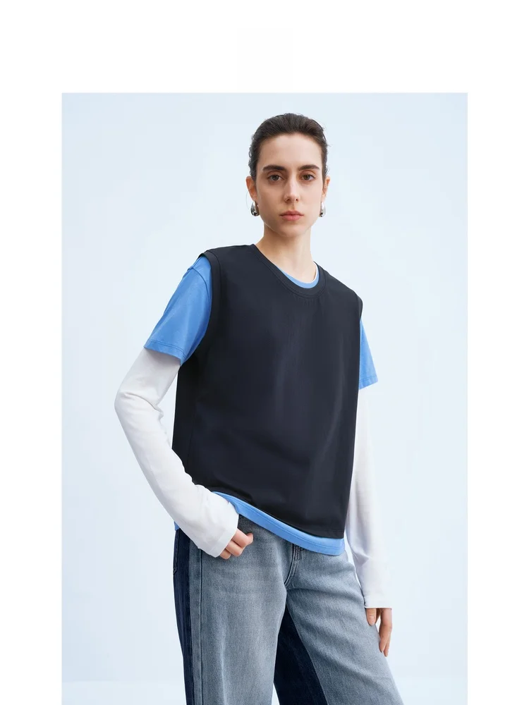 قميص نسائي قصير الأكمام من HS، تصميم ربيعي جديد كلاسيكي برقبة مستديرة وألوان متباينة، طبقة أساسية عصرية من مزيج القطن