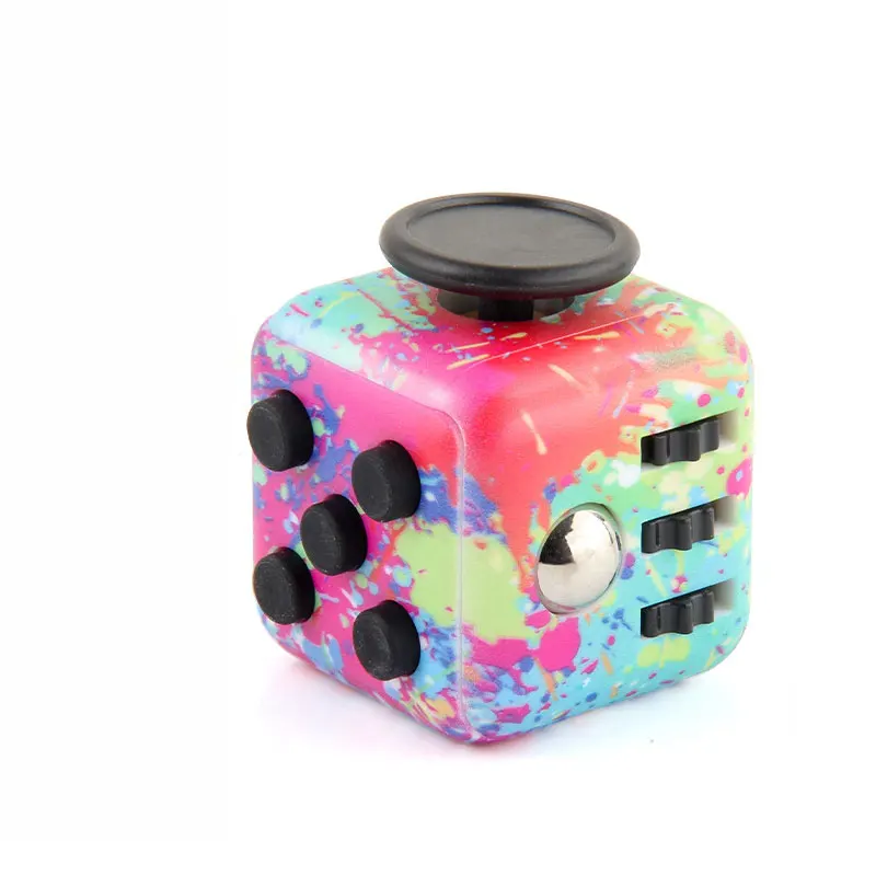 6-in-1 Fidget Cube Toy Hand Spinner voor anti-stress/anti-angst Fidget speelgoed voor kinderen, tieners, volwassenen-3,4 cm 40 g meerdere kleuren