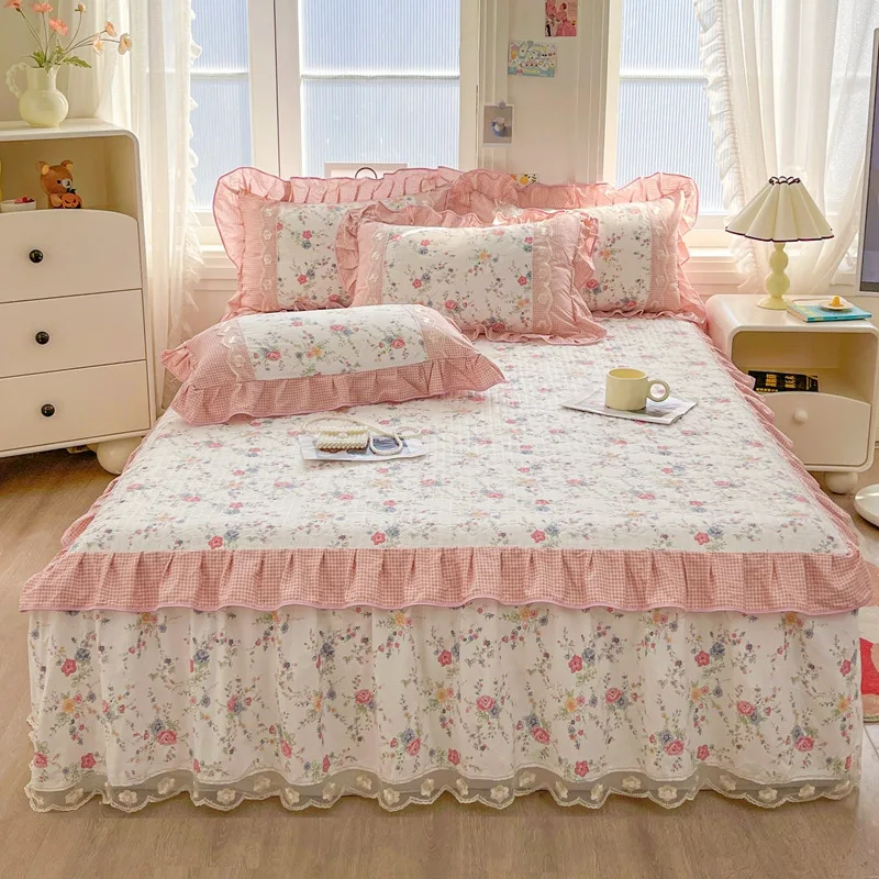 

AI WINSURE Korean Vintage Bed Cover Queen Size Cotton Printed Quilted Bedspread King Fitted Bed Skirt with 2 Pillow Covers