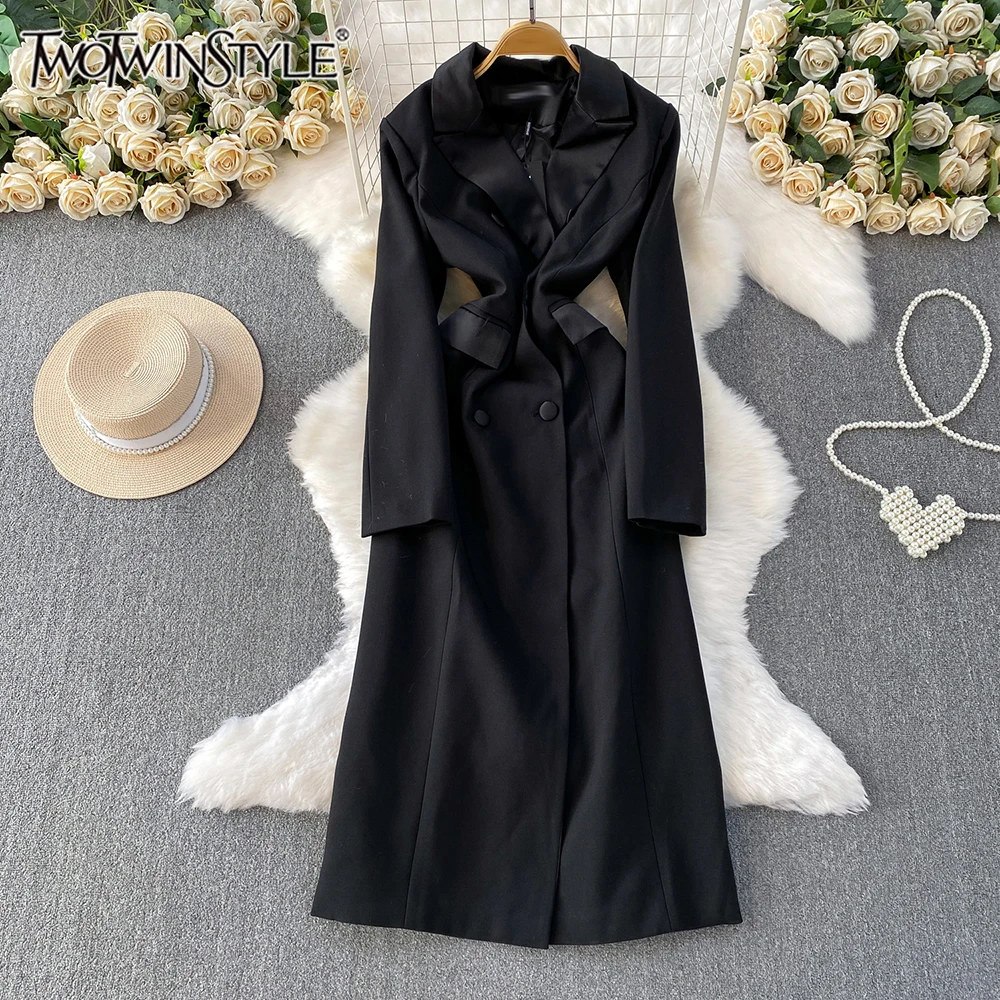 

TWOTWINSTYLE однотонный шикарный плащ в британском стиле для женщин, темпераментные куртки с длинными рукавами и лацканами на пуговицах, женские новые KDR549917