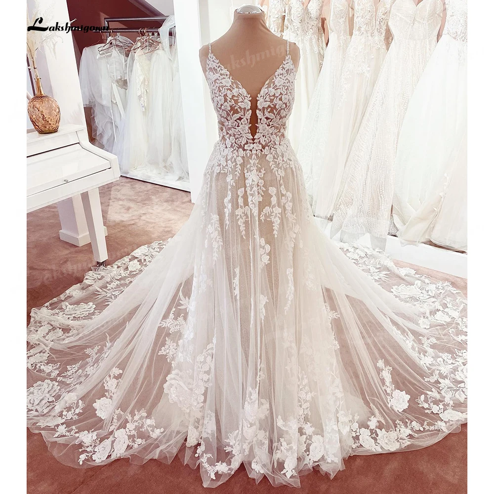 

Lace Wedding Dresses V Neck Appliqued Bridal Gowns Vestido de novia Court Train Boho Wedding Gowns Plus Size