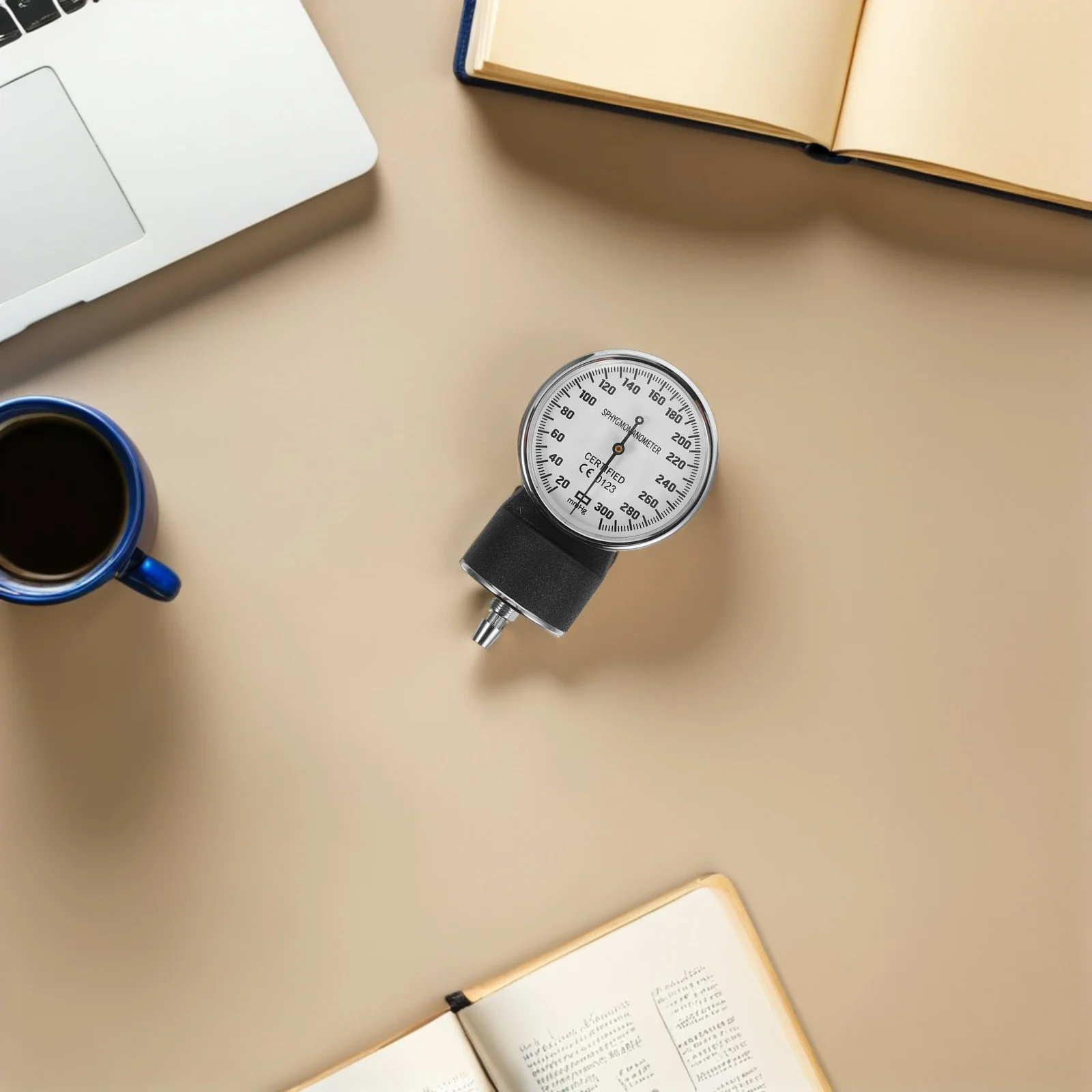 

Manual Blood Pressure Gauge Head Accurate Sphygmomanometer Display Large Clear Screen Portable Use Home Travel Health Monitoring