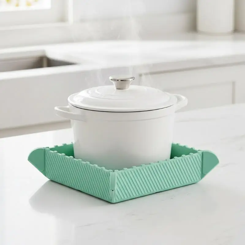 Folding storage box with magnetic suction silicone insulation pad, thick dining mat, outdoor folding vegetable board