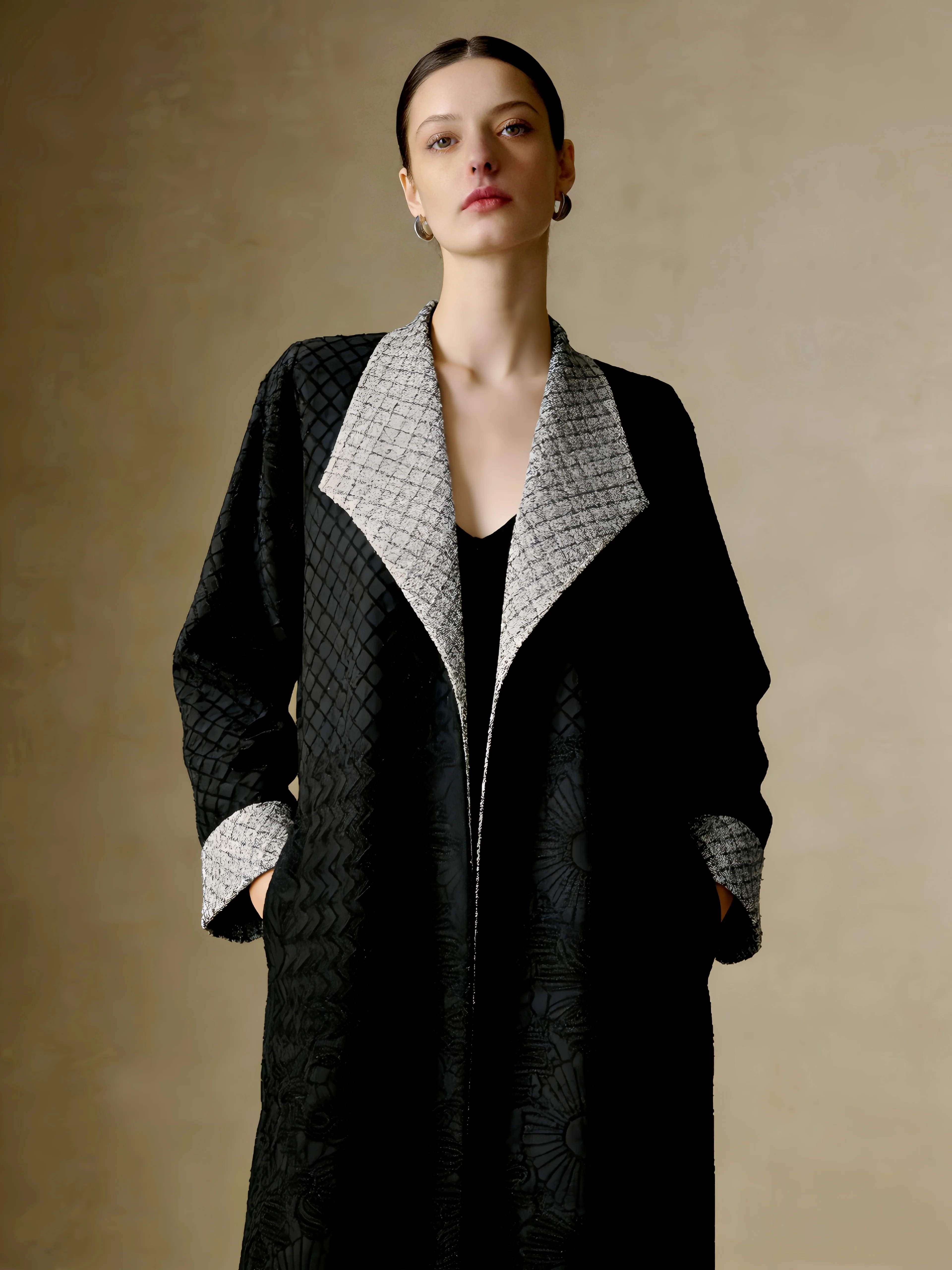 Black Pleated Reversible Contrast Collar&Cuff Longline Cardigan Minimalist Luxe Chic Trendy Daily Formal Layering Essential 2026