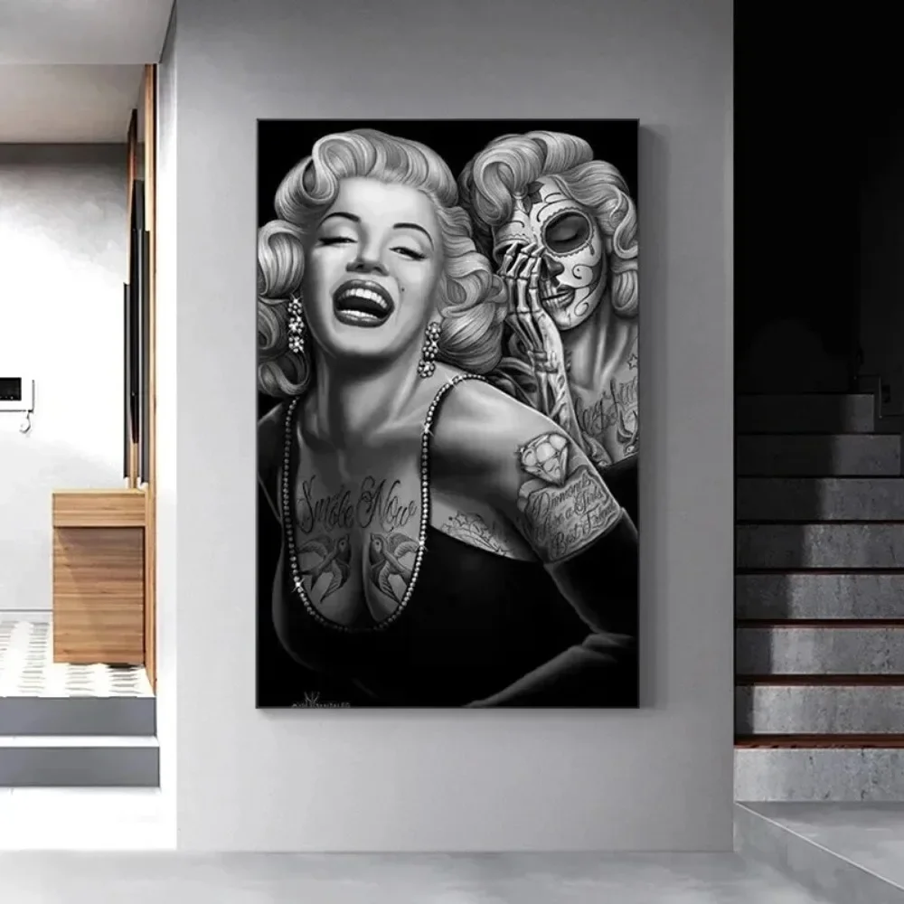 Tattoo Rider Black and White Graffiti Girl Motorcycle Mexican Chicano Aesthetics Bedside Canvas Painting Art Decor