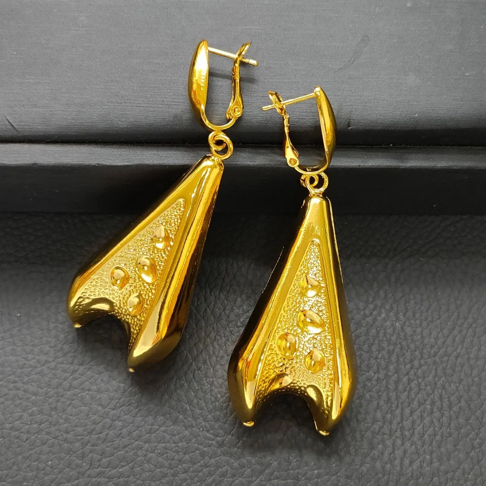 

Gold Color Earring for Women Dubai Luxury Copper Jewelry Accessory Banquet Anniversary Gifts Daily Wear Big Earrings