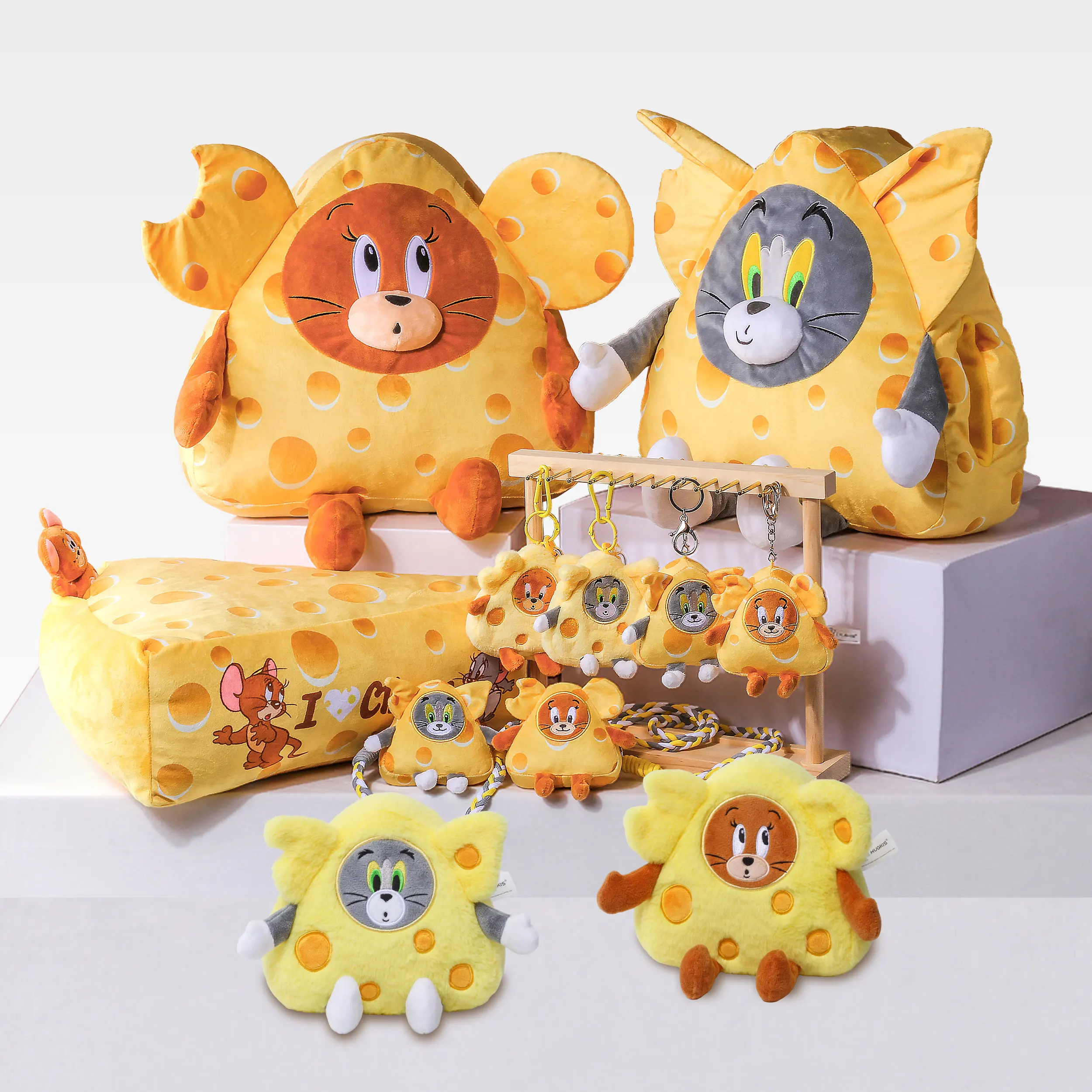 Precioso juguete de Peluche de la serie de queso Tom y Jerry, llavero de 10cm a 38cm, almohada de Peluche para dormir, cojín suave para sofá, regalo para pareja