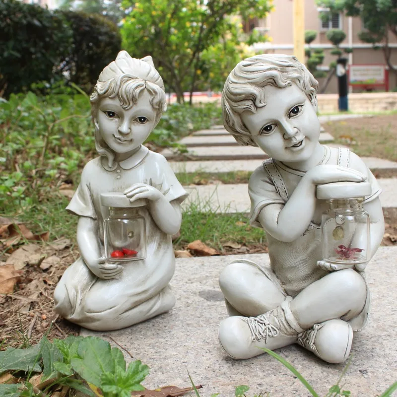 Charming Solar Powered Boy and Girl Durable Resin Statue Outdoor Garden Decor Waterproof Lawn Ornament for Yard Patio Pathway