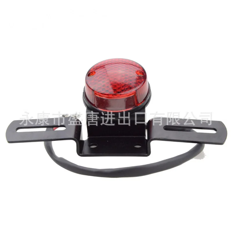 

Goofit Chrome Motorcycle Red Rear Brake Indicator Tail Light with Integrated Turn Signal Reversing Lamp