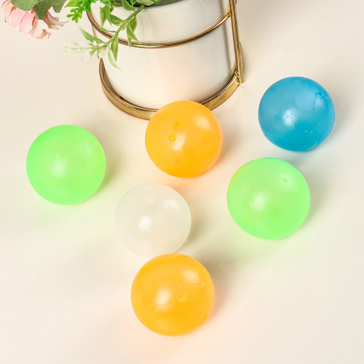 Luminous Balls High Bounce Glowing Stress Ball Sticky Wall Home Party Decoration Kids Gift Anxiety Toy Glow in the Dark