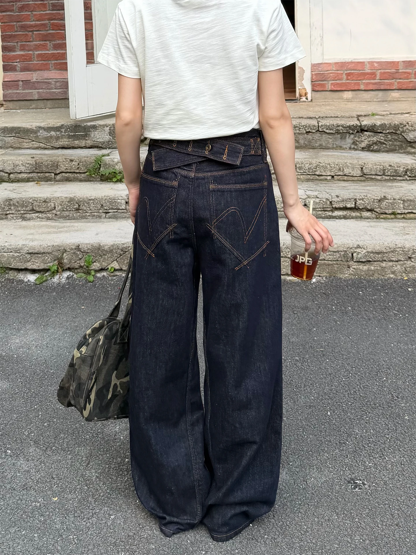 

Loose Straight Leg Denim Jeans Paris Buckle Design Casual Loose Fit Men's Women's Long Trousers Don Cry Brand Orange Stitching