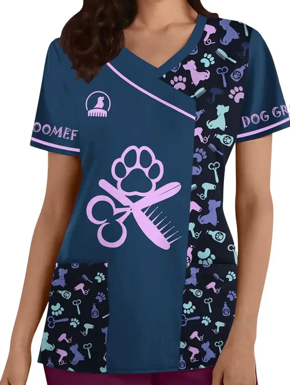 手術服女性獣医犬パターンプリントナーストップスファッションポケット付き V ネック服医療スクラブ女性 Tシャツ
