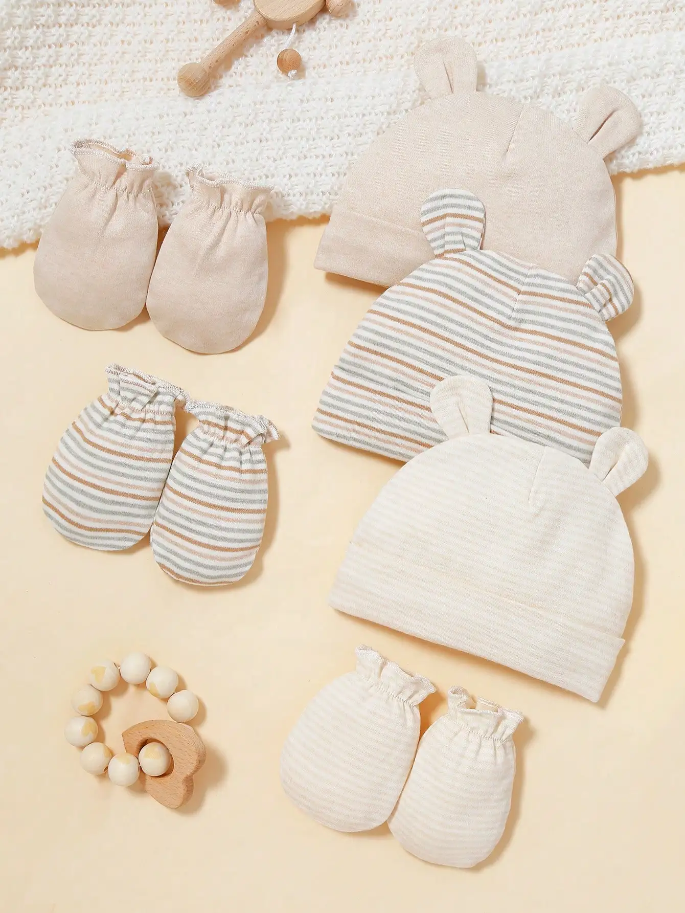 Newborn hats and gloves made of 100% pure cotton, soft and comfortable. 3pcs baby hats and 3 pairs of gloves