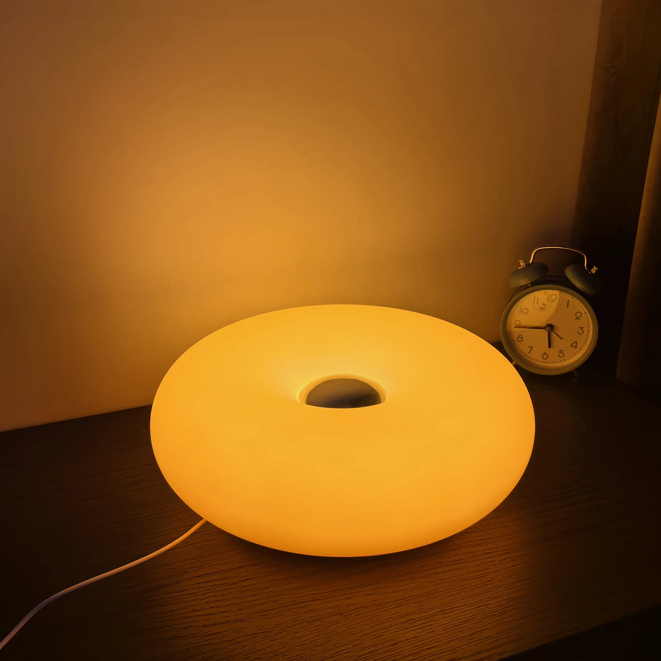 USB plug Doughnut table lamp bedroom bedside ambient light Bauhaus living room dining room decorative light