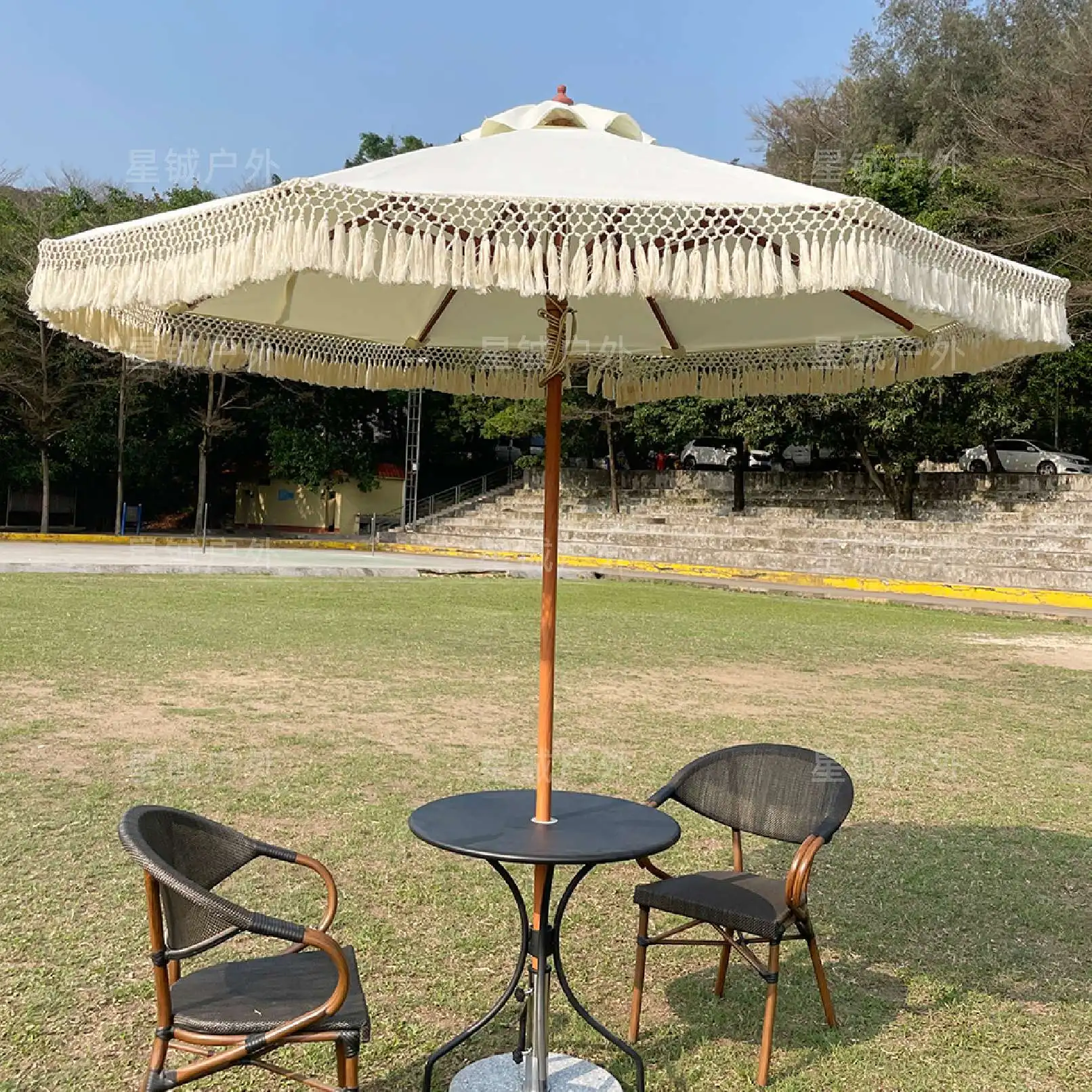 

Outdoor Parasol Aluminum Alloy Imitation Wood Grain Handmade Tassel Umbrella Photography Party Camping Restaurant Sun Umbrella