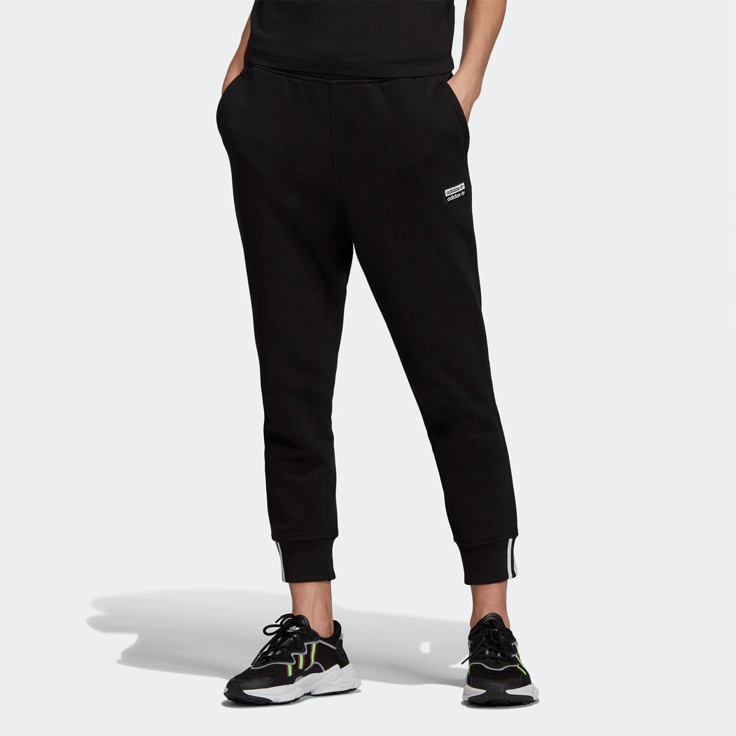 

Новые женские спортивные повседневные брюки adidas Authentic для весны/осени ED5851