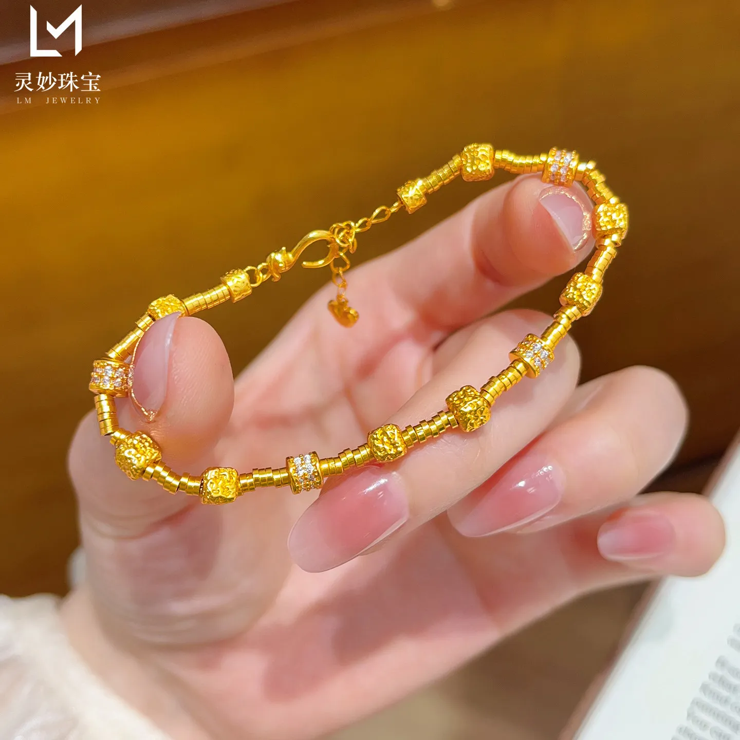 Elegant 24K Gold AU999 Diamond Inlaid Moving Ring Sugar Cube Bracelet for Women, suitable for multiple occasion collocation