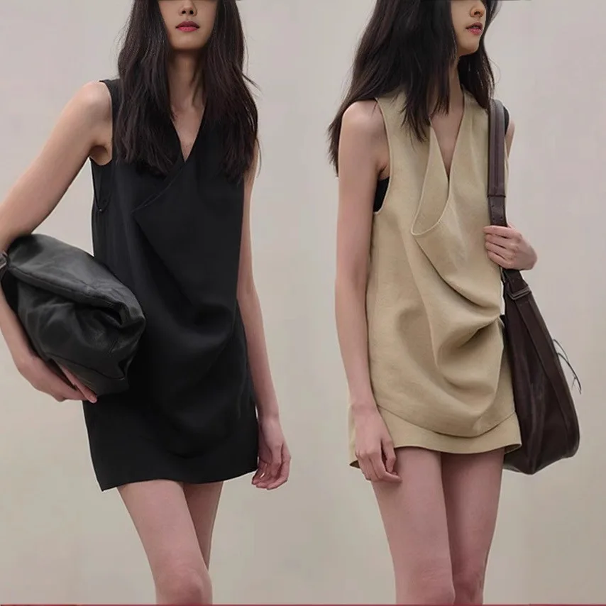 

2025 Summer Solid Color Cowl Neck Cami Top & Simple Wrinkle Free Mini Skirt Set Casual Figure-Hugging Two Piece Outfit
