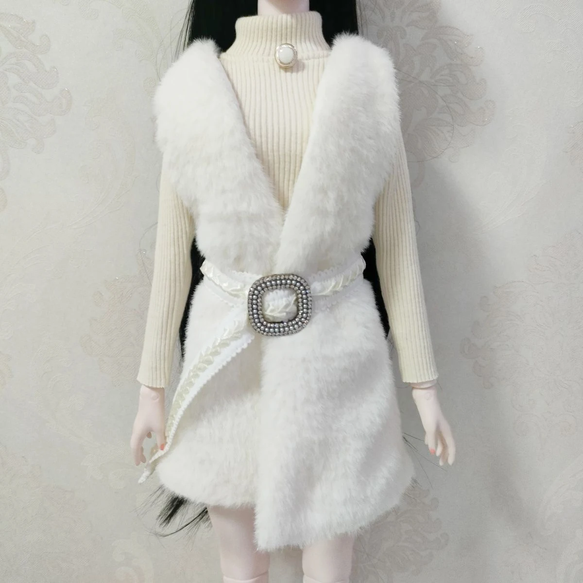 1/3 Doll Mink Fur Coat, 60cm BJD/Ye Luoli/De Bisheng  Can Wear Clothing Free Shipping