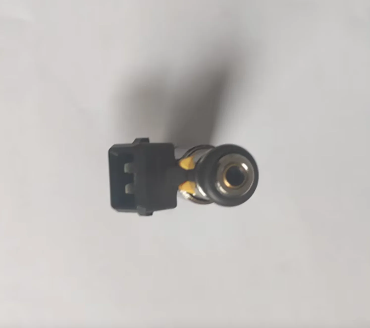 4Pcs Fuel Injector Nozzle For Magneti,Marelli OE No.:IWP241,IWP-241