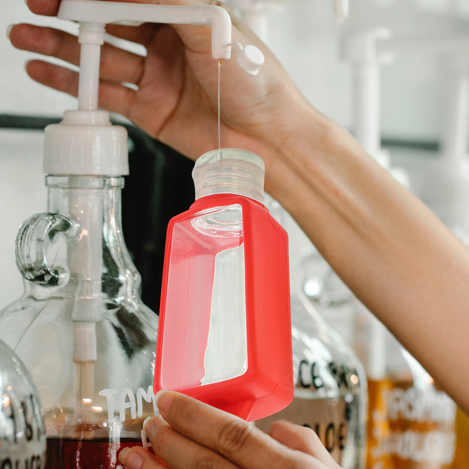

4pcs Silicone Gel Bottle Squeeze Travel Containers Portable Leak Proof Hand Bottles Lightweight Practical Storage