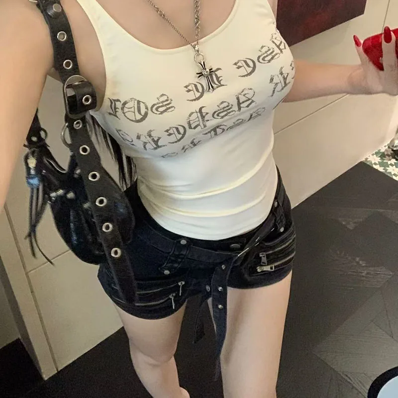 Pantaloncini da donna decorati con cerniera americana Individualità Streetwear Pantaloncini di jeans vintage Y2K Donna Jeans corti a vita bassa punk gotico