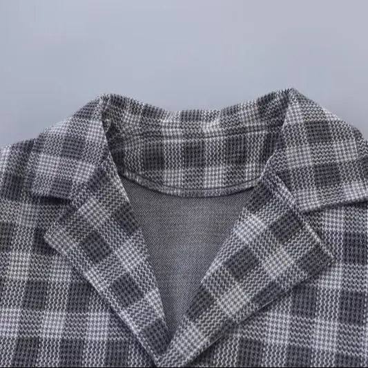 Jungen-Blazer-Anzug mit Karomuster, 3-teiliges Set, Fliege, T-Shirt mit Rundhalsausschnitt, Hose, Kleidung für Kleinkinder, Baumwollmischung, langärmelig, Größe 80-120 – Detail 6