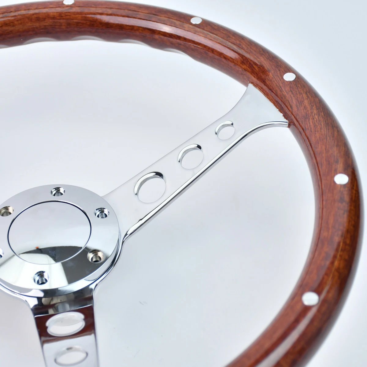 380-mm-Lenkradhalterung mit rundem Loch, 15-Zoll-Lenkrad aus ABS-Material mit Nieten, geeignet für Vintage-Modifikationen – Detail 8