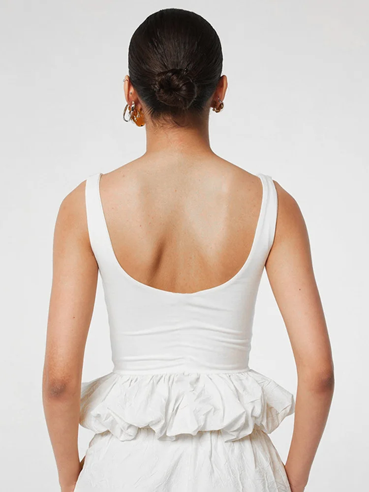 Women's Square Neck Sleeveless Backless Crop Top with Peplum Bubble Hem Black White Summer Tank Top