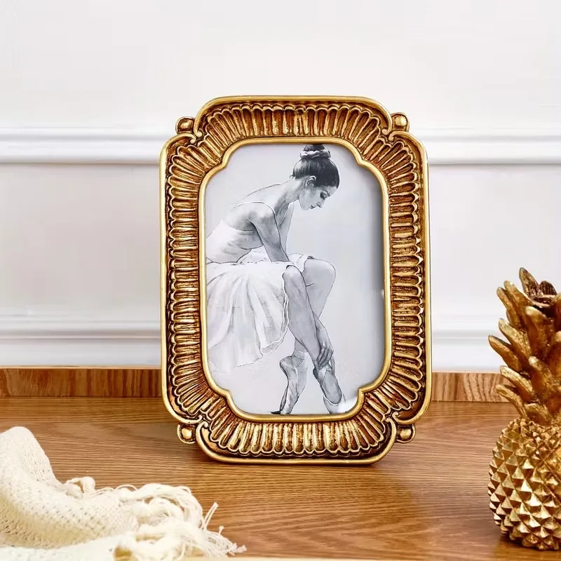 

Vintage gold floral pattern photo frame, 4*6 inch horizontal or vertical display, home decoration frame, resin material