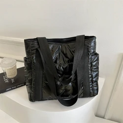Space Padded Women Shoulder Bags For Winter 2025 Large Capacity Black Handbags Designer Nylon Cotton Warm Tote Solid