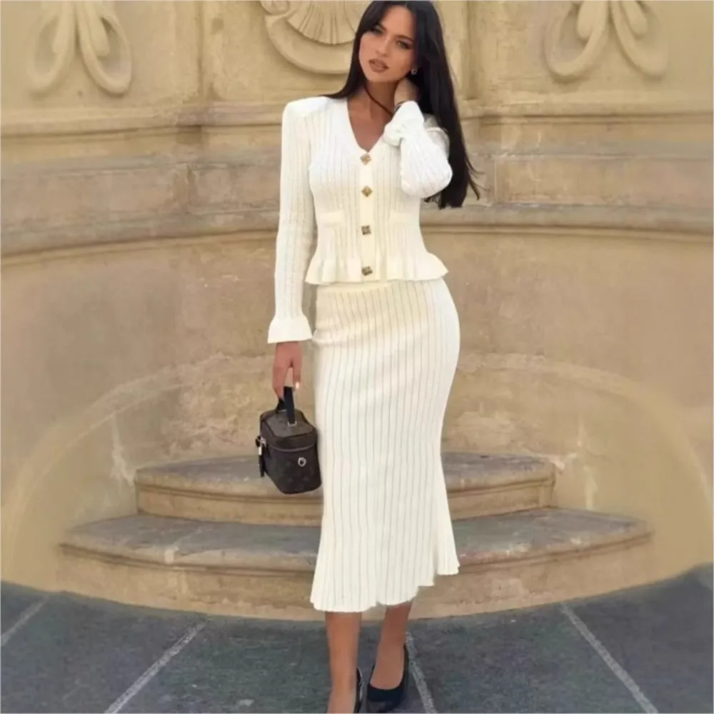 Ruffle V-neck Top Skirt Two-piece Spring Long-sleeved Cardigan Hip-covering Fishtail Long Skirt Knitted Two-piece Suit For Women