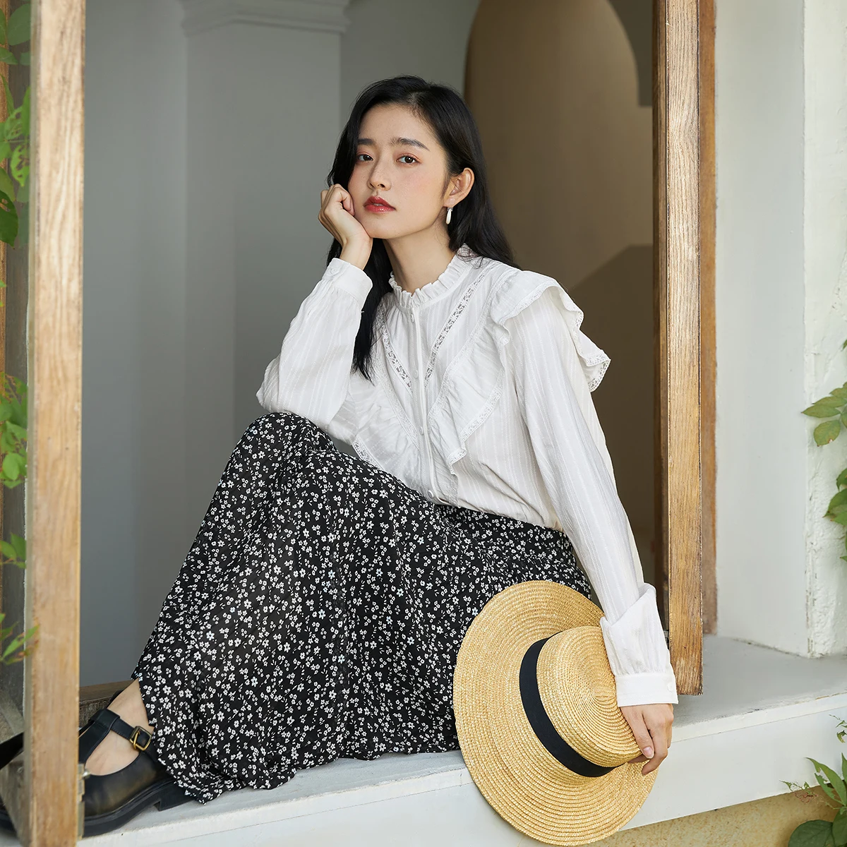 INMAN Spring Women\'s Skirt A-line Casual Pastoral Floral Print Pleated Long Skirts Women Elegant Versatile Skirt Korean Fashion