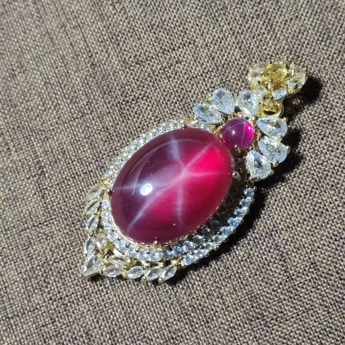 Antique antique star ruby double blessing round ring surface gilt inlaid open pendant transfer old silver jewelry