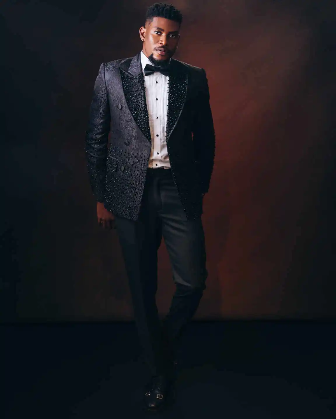 Trendy Sequined Men's 2-Piece Formal Suit Double-Breasted Blazer Studded Luxury Tuxedo for Galas & Formal Events Customized