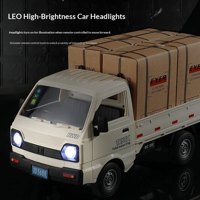 RC Truck 1:16 Scale Simulated City Transport Truck Spray Light Manual Open Door 2.4G Remote Control Rechargeable Kids Toy