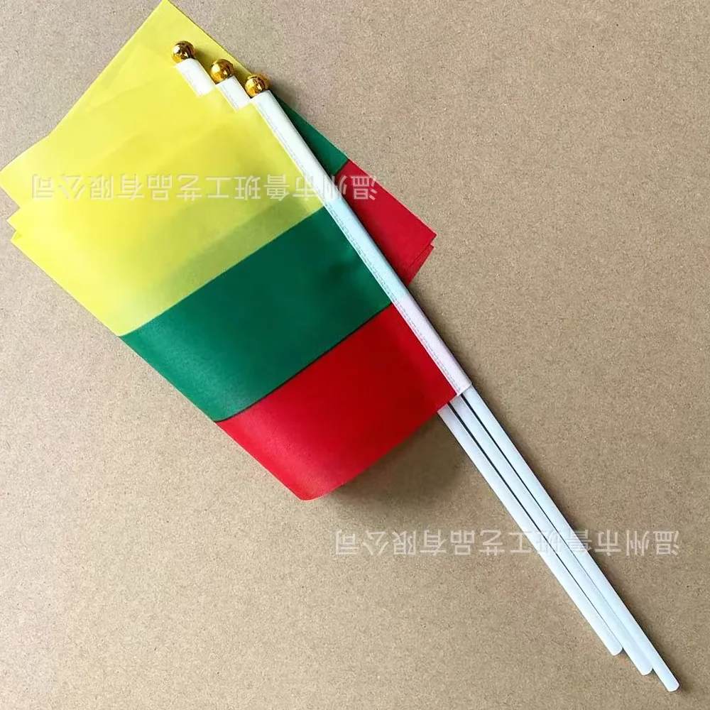 （TIKI FLAG）Lithuania hand flag 14x21cm Polyester Fade-Resistance Lithuania Hand Waving Flag with Plastic Flagpole for Events