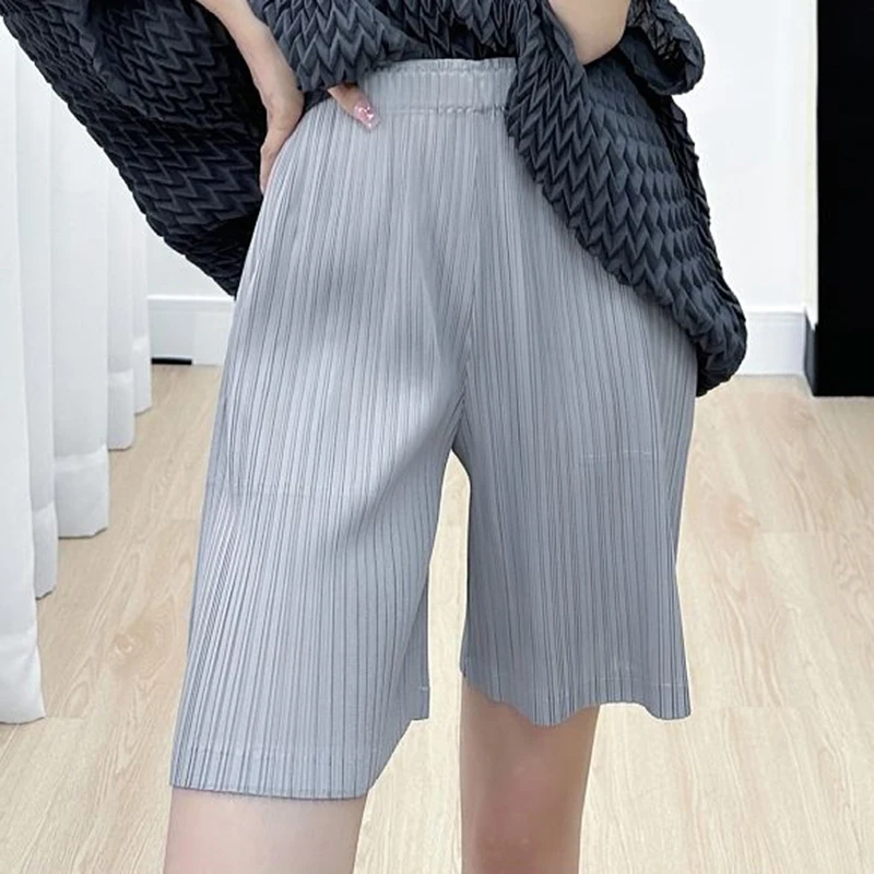 High end pleated casual straight shorts baggy pants woman wide leg short pants women Korean style clothes