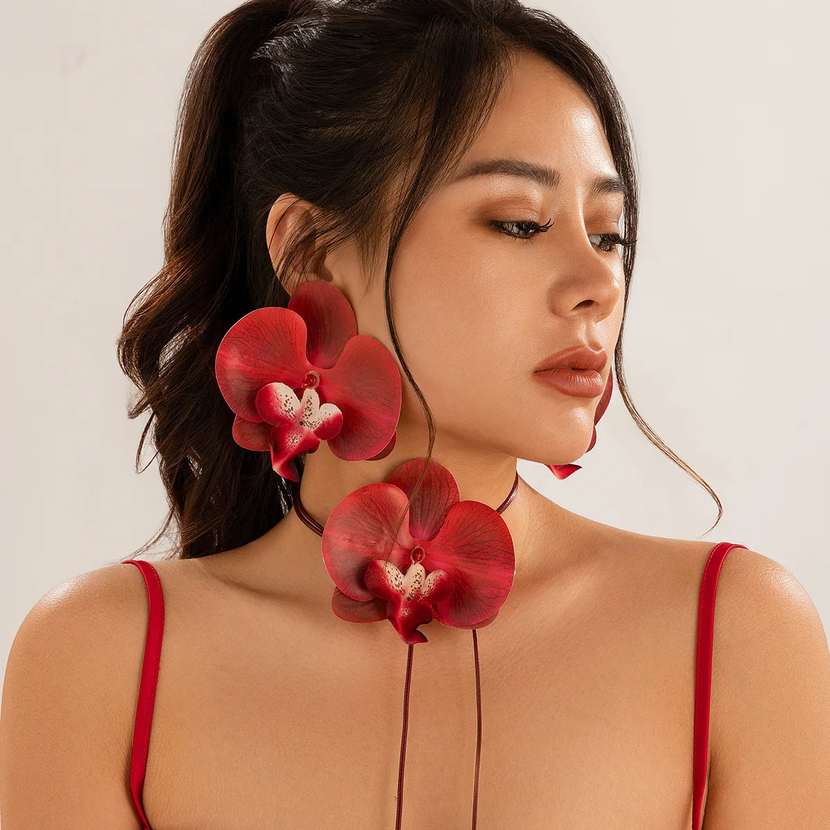 Phalaenopsis Orchid Flower Necklace, Adjustable Long Statement Collar, Floral Pendant Jewelry for Women