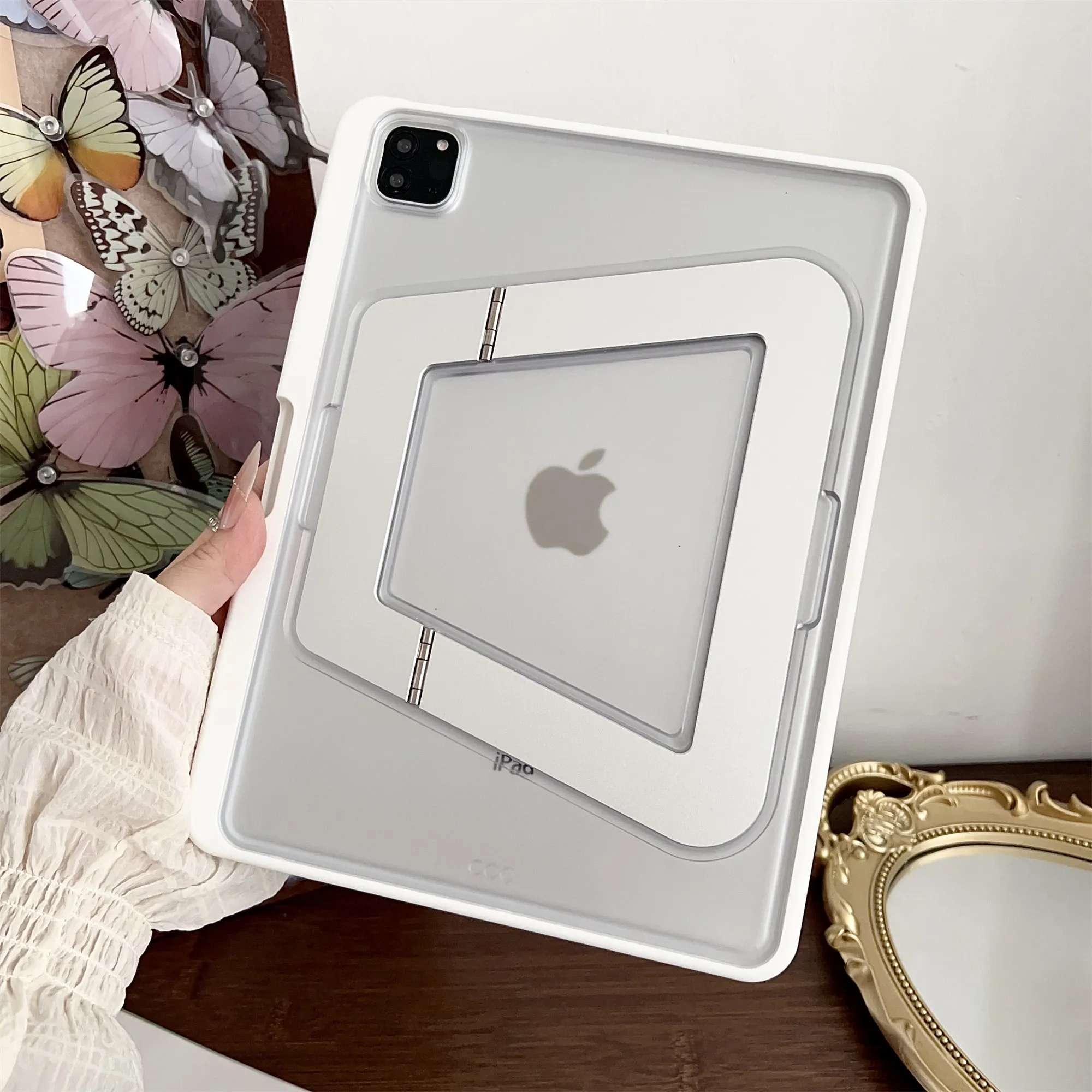

For iPad Air 11 (2025) / (2024) Case with Pencil Holder Metal Foldable Kickstand TPU Acrylic Matte Tablet Cover - White